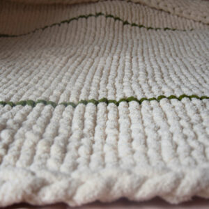 Plaid blanc crème et vert olive