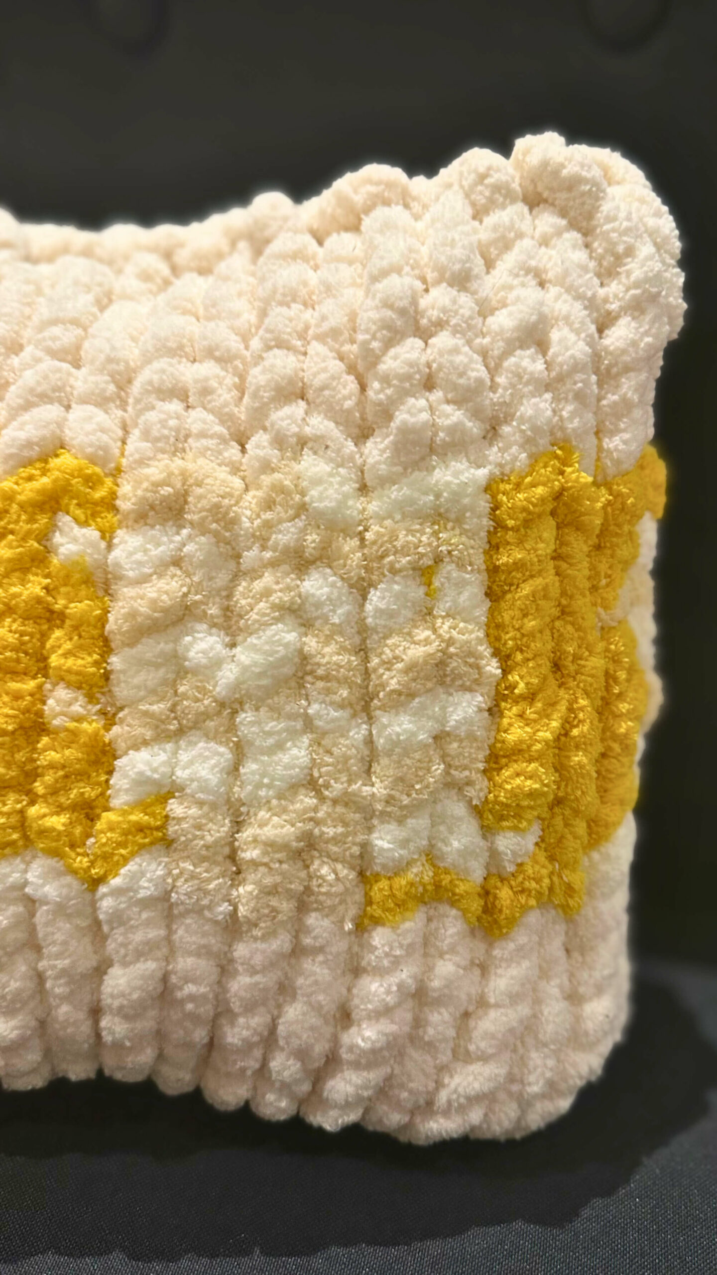 Coussin Blanc crème et Sunshine – Image 4